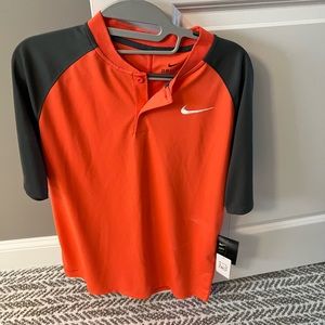 Nike golf shirt brand new with tags size medium